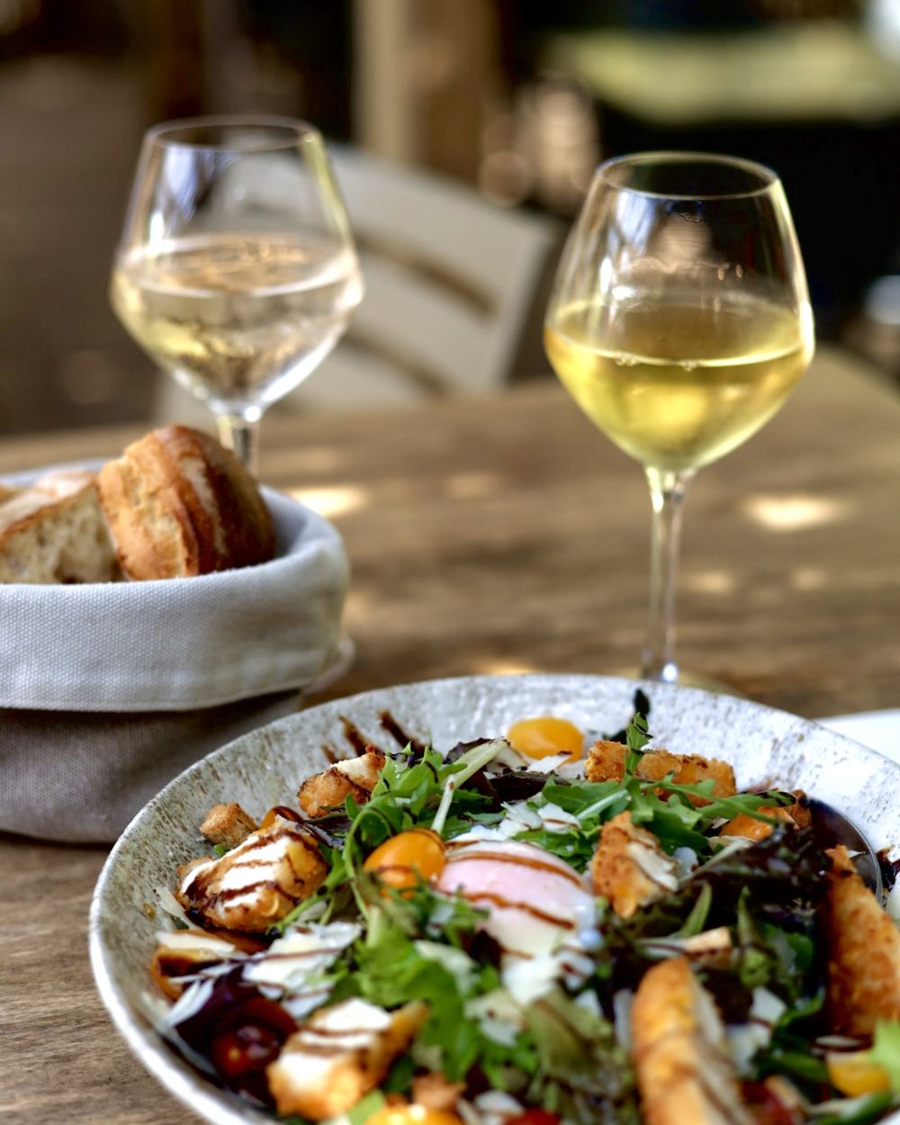 Photographie culinaire en terrasse de restaurant